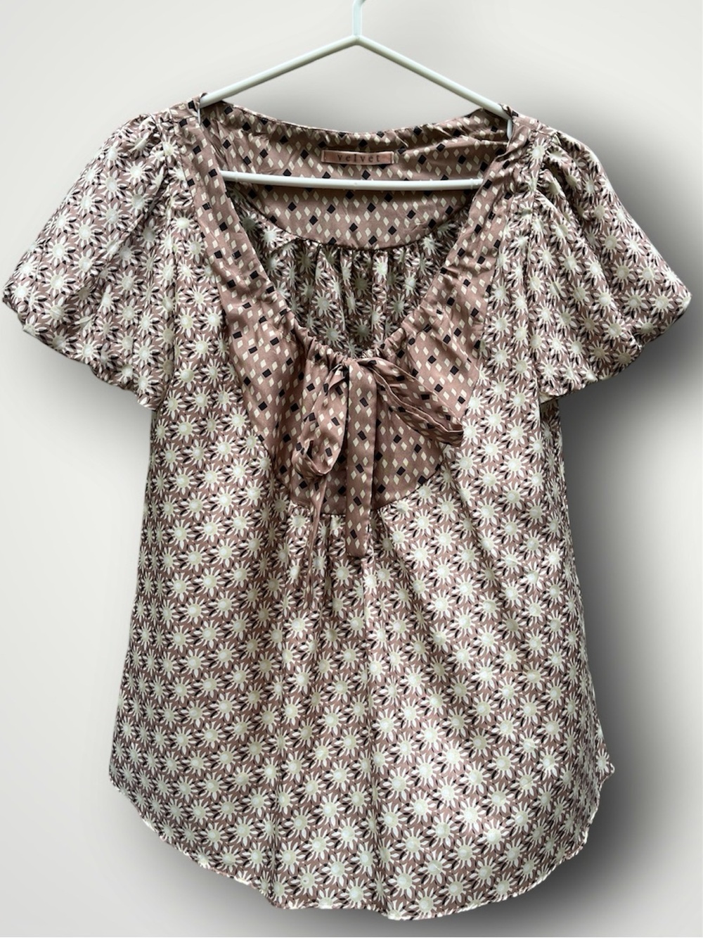 100% Silk Vintage Velvet by Graham & Spencer Boho Print Flutter Sleeve Blouse